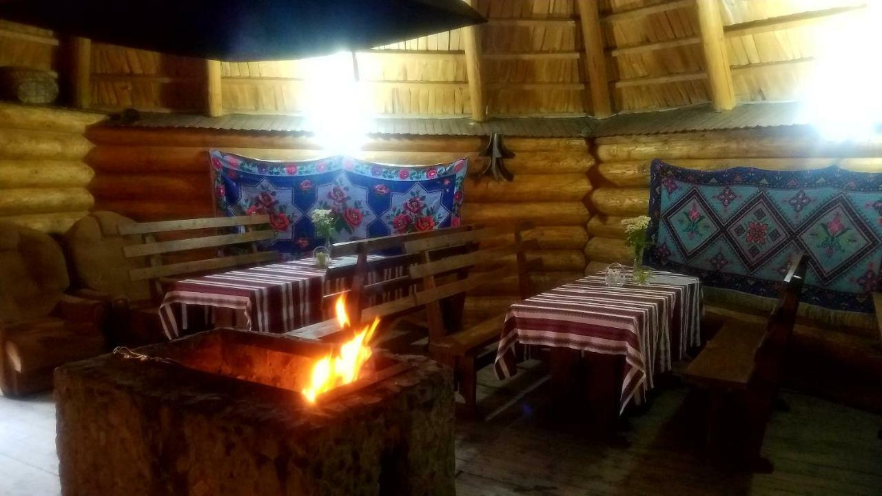 Коло Гір Ξενοδοχείο Kolochava Εξωτερικό φωτογραφία